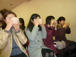 愛媛大学の留学生もお茶会を楽しんで下さいました。